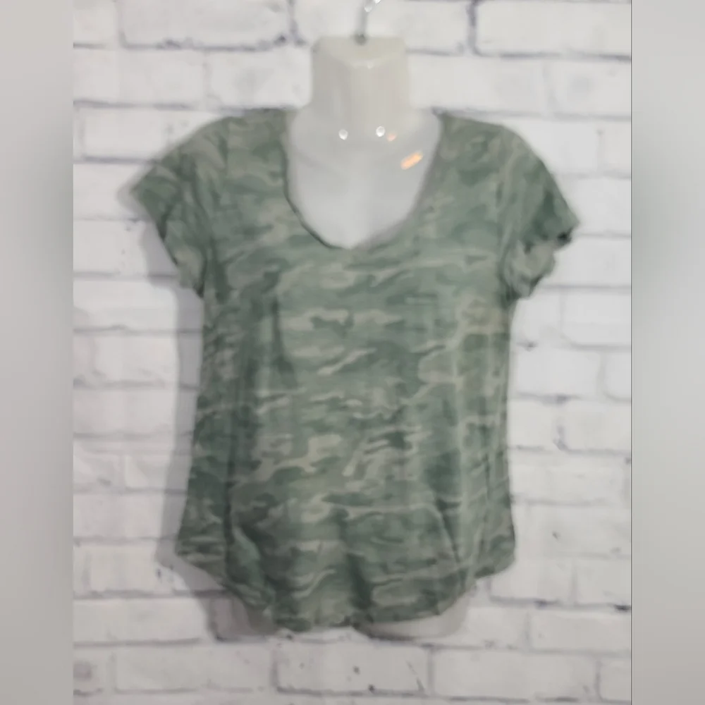Gap Camo Easy Tee T-shirt Small - Picture 1 of 4